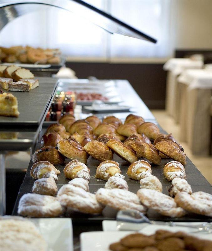 Hotel Nh Darsena 4*